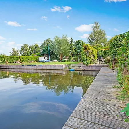 Waterfront Holiday Home With Jetty Boornzwaag over de Wielen Exterior photo