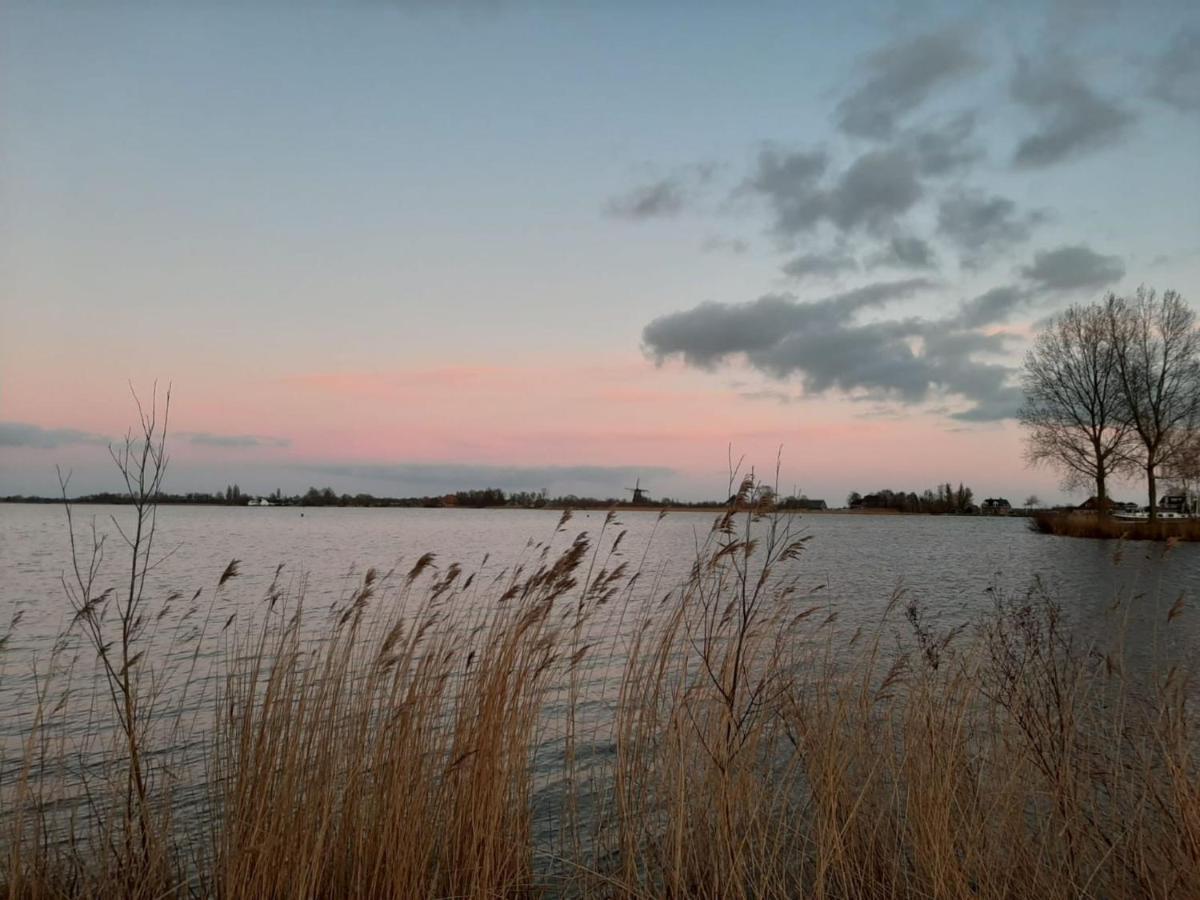 Holiday home Waterfront With Jetty Boornzwaag over de Wielen